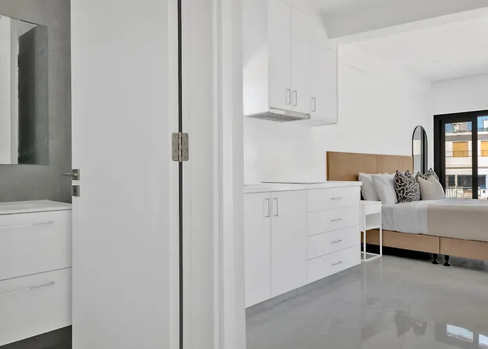 Phaedrus Living Alkminis Seaside Playa * Пафос