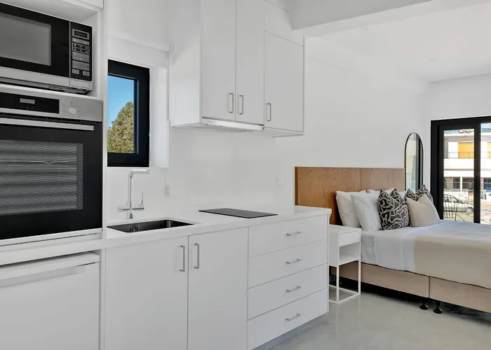 Апартаменты Phaedrus Living Alkminis Seaside Playa